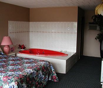 Rainbow Motor Inn - Fallsview Ніагара-Фоллс Екстер'єр фото